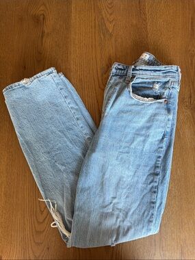 Abercrombie & Fitch The ‘90s Relaxed Jean High Rise Curve Love Jeans